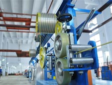 生產(chǎn)機(jī)器